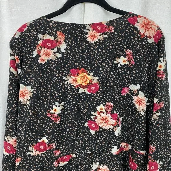 Torrid Black Floral Babydoll Top Sz.3 - Picture 10 of 14